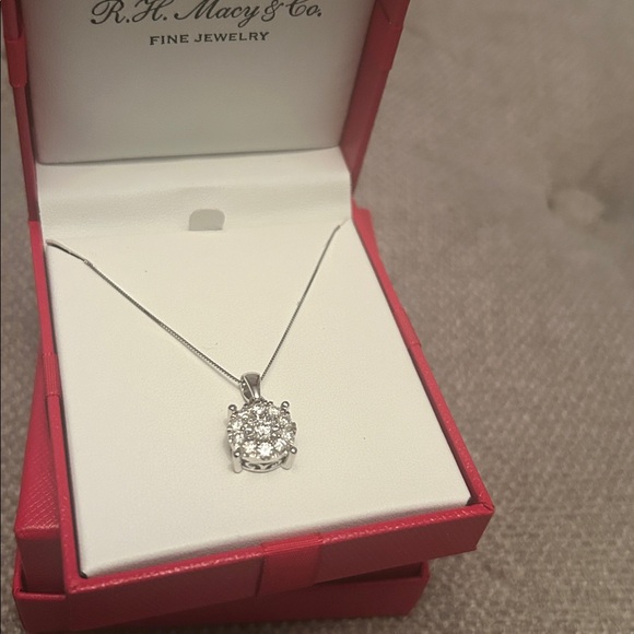 DIAMOND HALO 18” PENDANT NECKLACE 3/4ct.tw.) 14k WHITE GOLD - Picture 3 of 8